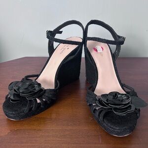Kate Spade NewYork black espadrille patent flower 4 inch wedge sandal size 10